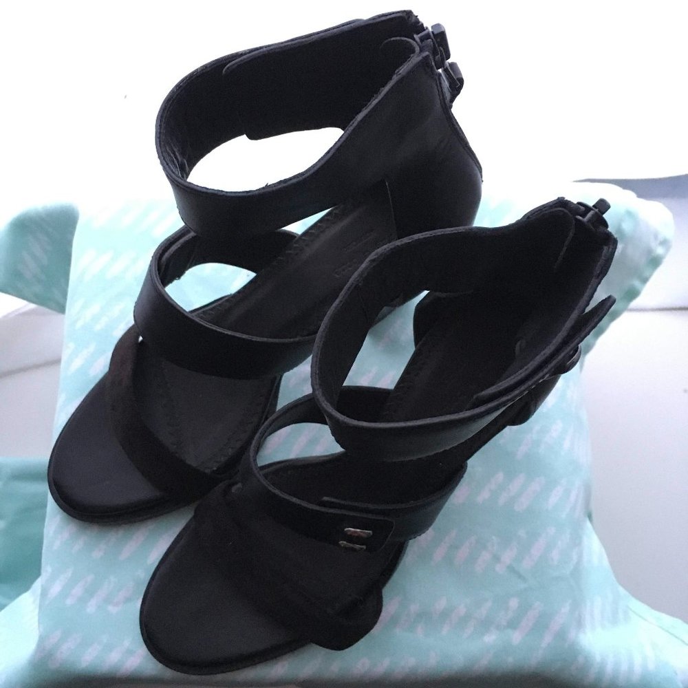 NWOT Rag & Bone black Strap Heel Sandals